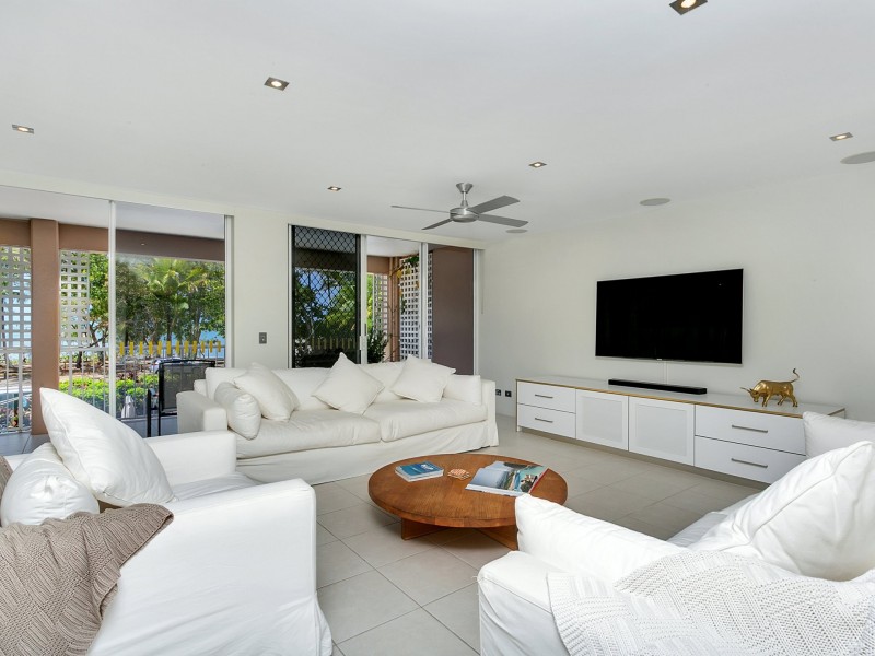 Apartment 6/81-87 Arlington Esplanade, Clifton Beach QLD 4879