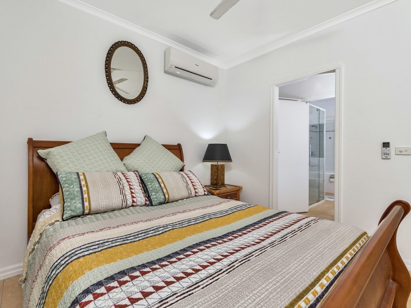 4 Michaelmas Close, Clifton Beach QLD 4879