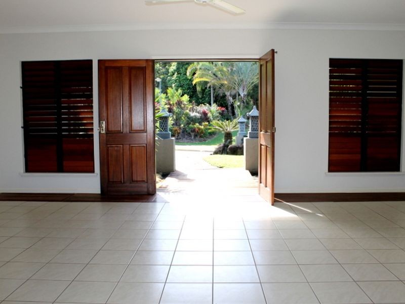 11 Orana Street, Caravonica QLD 4878