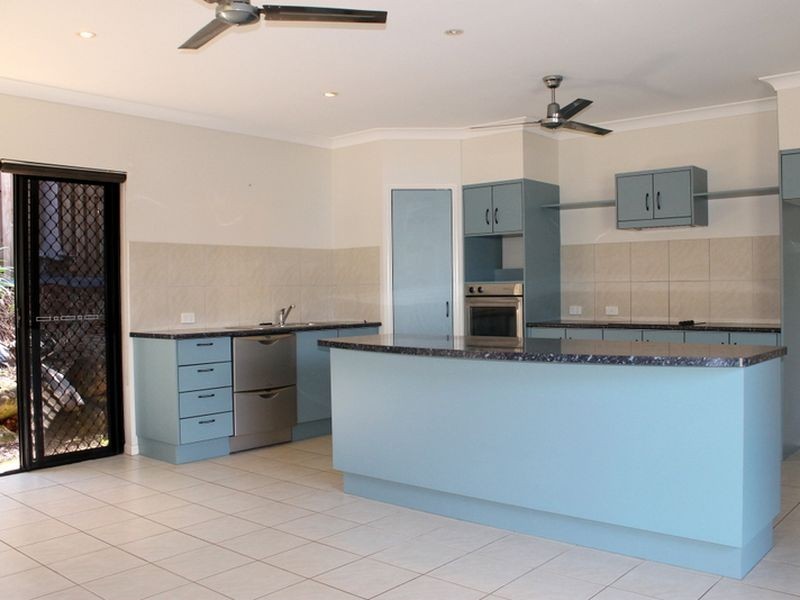 11 Orana Street, Caravonica QLD 4878