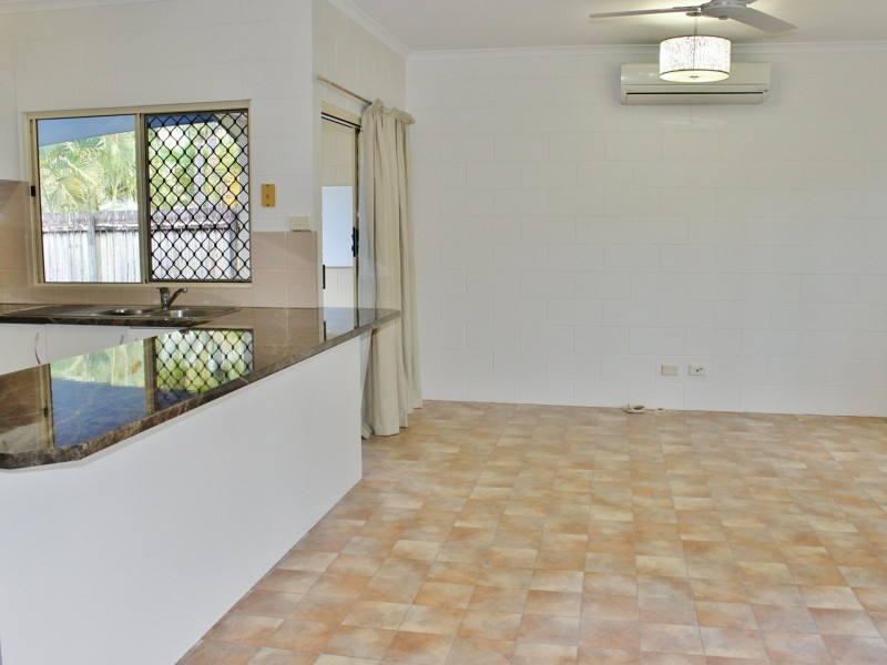 104/2-6 Lake Placid Road, Caravonica QLD 4878