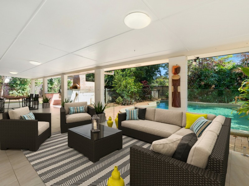 22 Lesley Street, Smithfield QLD 4878