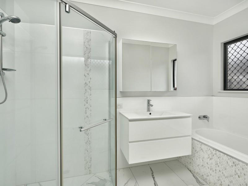 31 Singleton Close, Smithfield QLD 4878