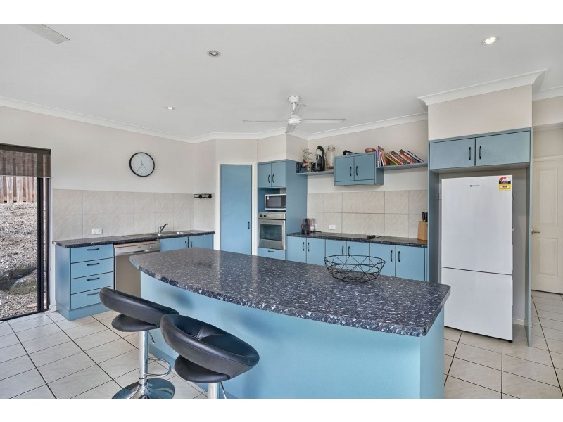 11 Orana Street, Caravonica QLD 4878