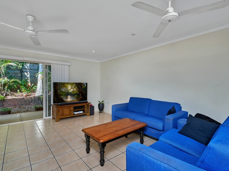 13 Chesterfield Close, Brinsmead QLD 4870