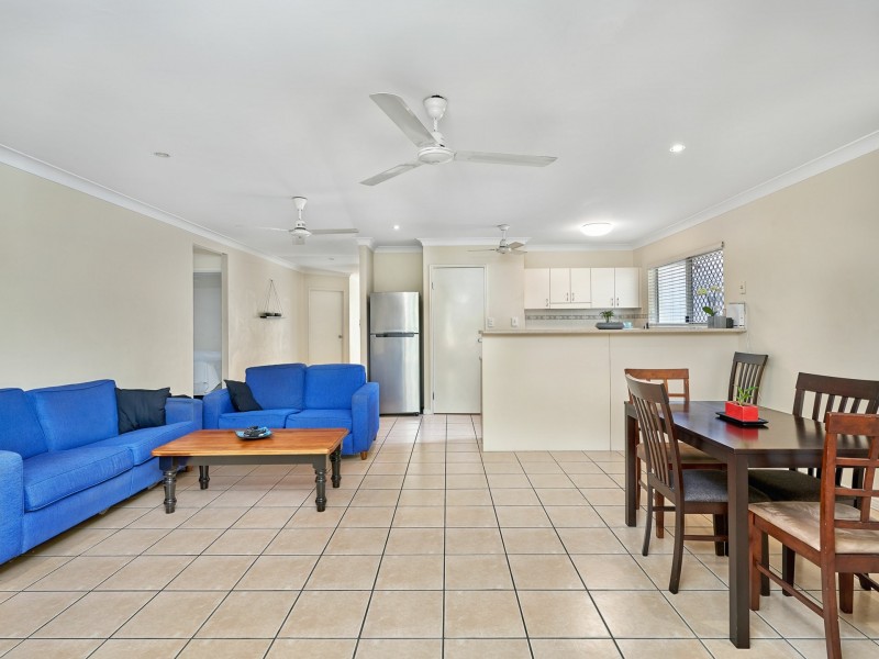 13 Chesterfield Close, Brinsmead QLD 4870