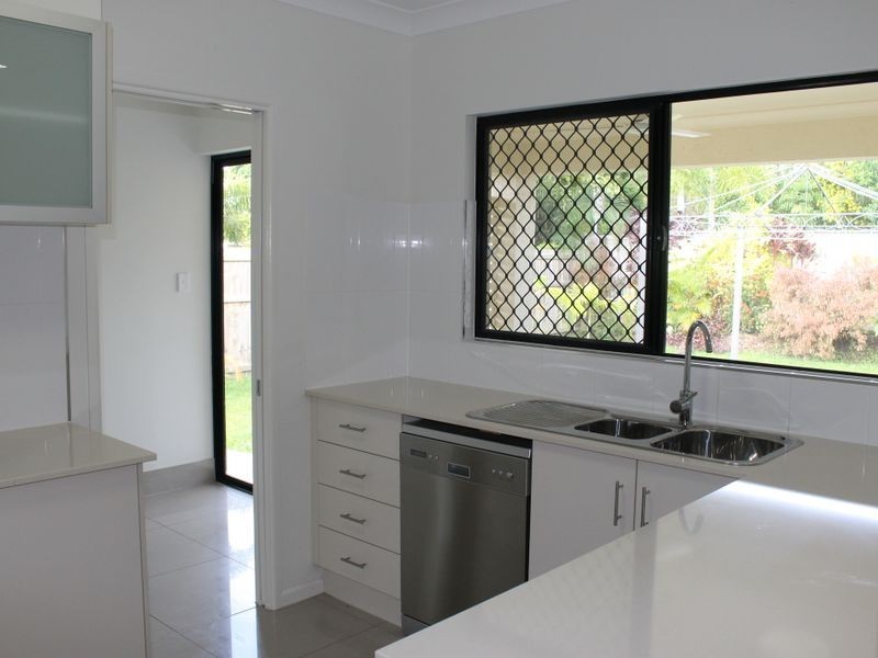 5 COMO CLOSE, Kewarra Beach QLD 4879
