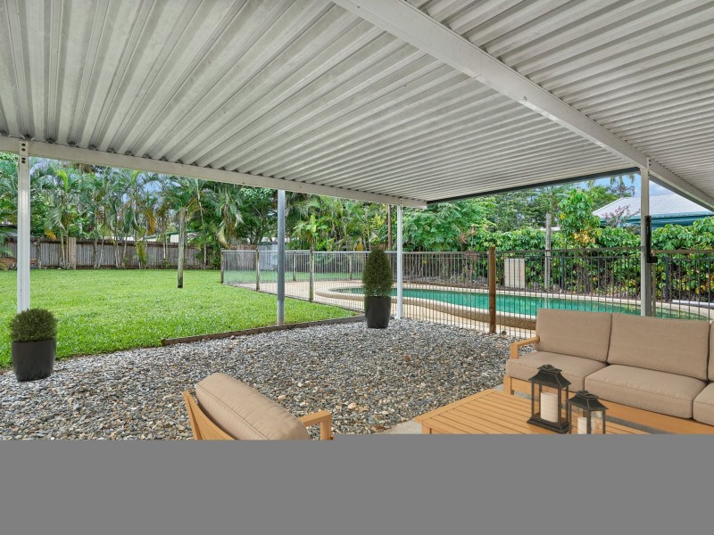 6 Cheviot Street, Smithfield QLD 4878