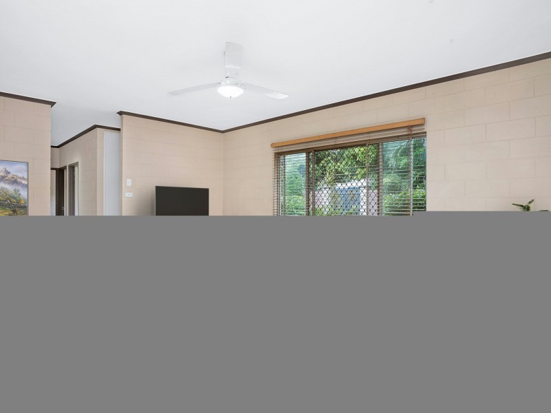 6 Cheviot Street, Smithfield QLD 4878