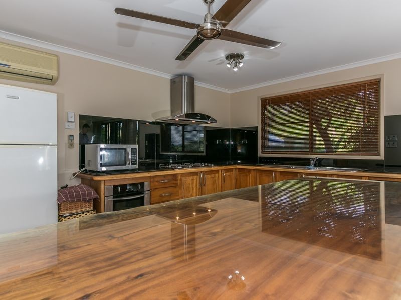 3 Ray Street, Yorkeys Knob QLD 4878
