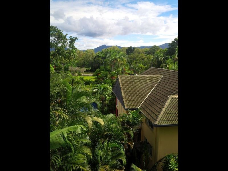3 Ray Street, Yorkeys Knob QLD 4878