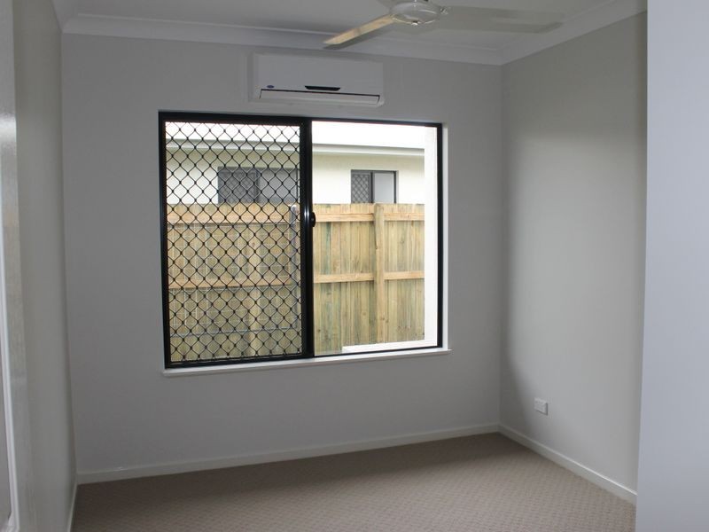 32 HILLARY DRIVE, Smithfield QLD 4878