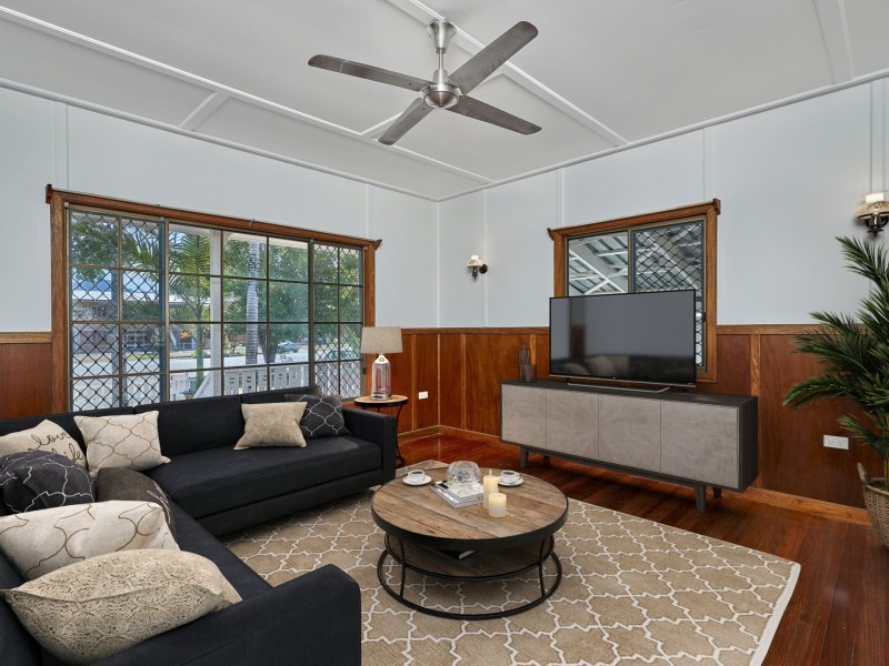 264 Buchan Street, Westcourt QLD 4870