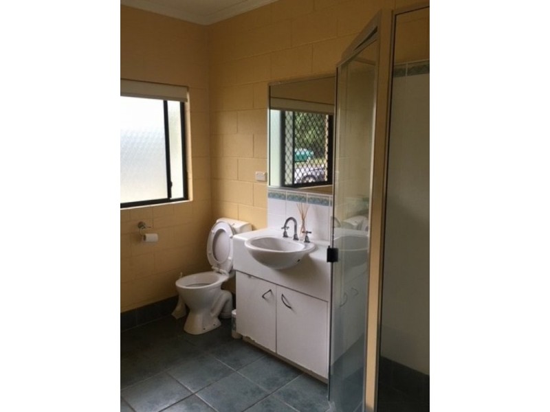 27 Riverside Parade, Trinity Park QLD 4879