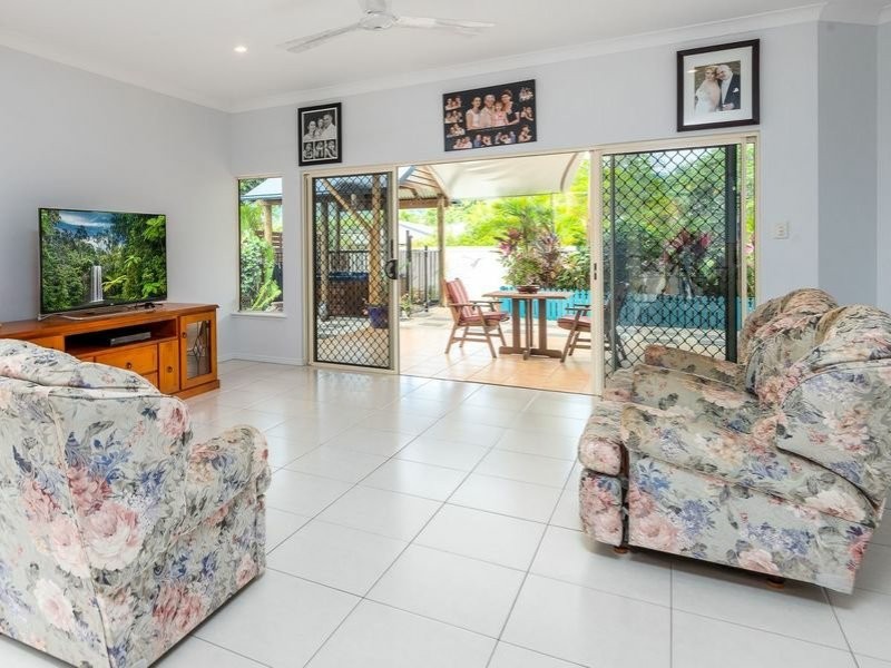 81 MichaelAngelo Drive, Redlynch QLD 4870