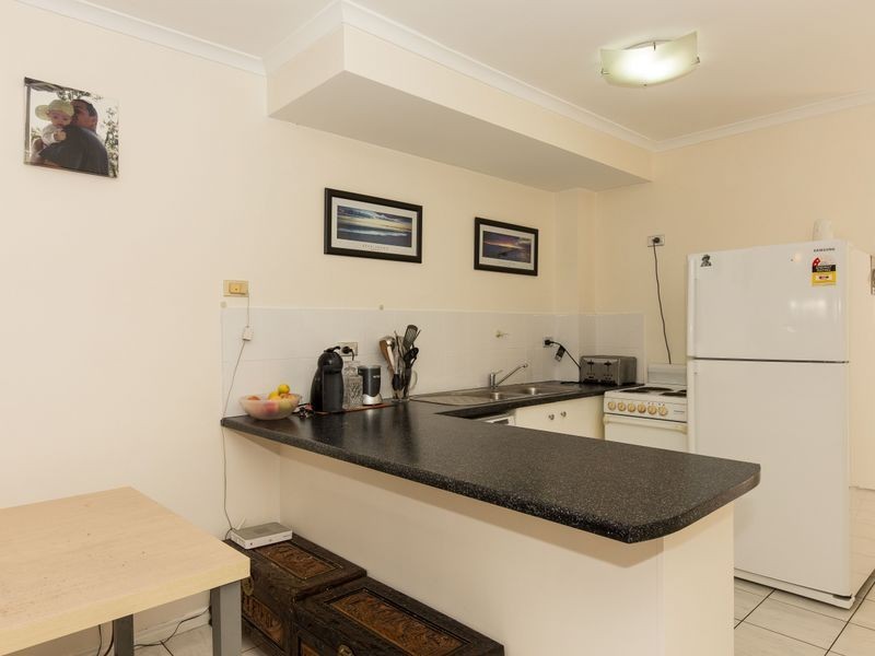 10/531 Varley Street, Yorkeys Knob QLD 4878