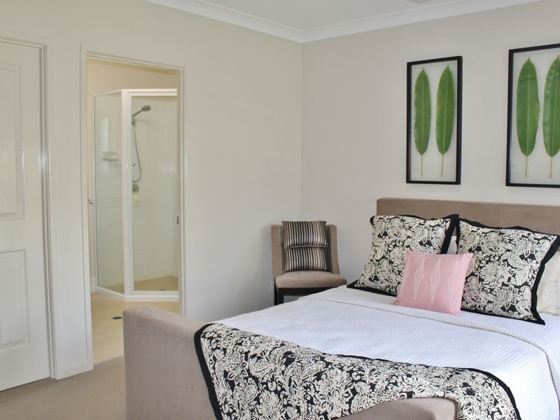 1 Como Close, Kewarra Beach QLD 4879