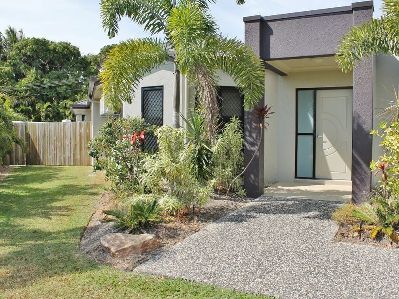 1 Como Close, Kewarra Beach QLD 4879