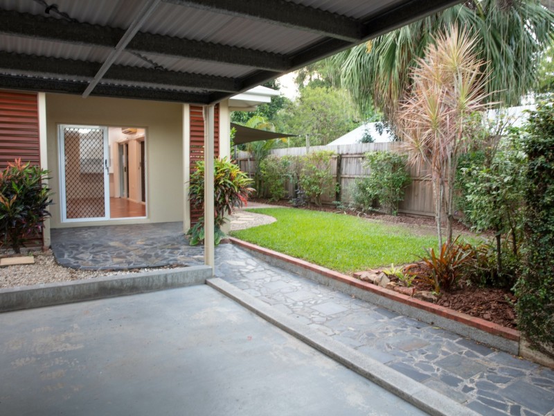 23 Rainy Mountain Place, Smithfield QLD 4878