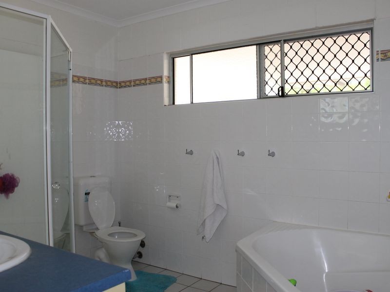 97 Trinity Beach Road, Trinity Beach QLD 4879