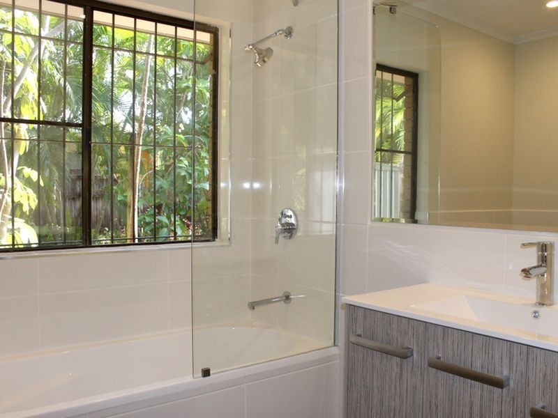 35 Beaver Street, Clifton Beach QLD 4879