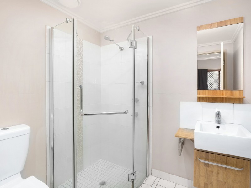 204/53-57 Clifton Road, Clifton Beach QLD 4879