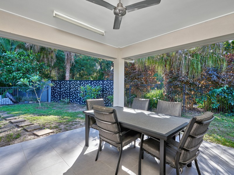 11 Quartzborough Promenade, Trinity Park QLD 4879