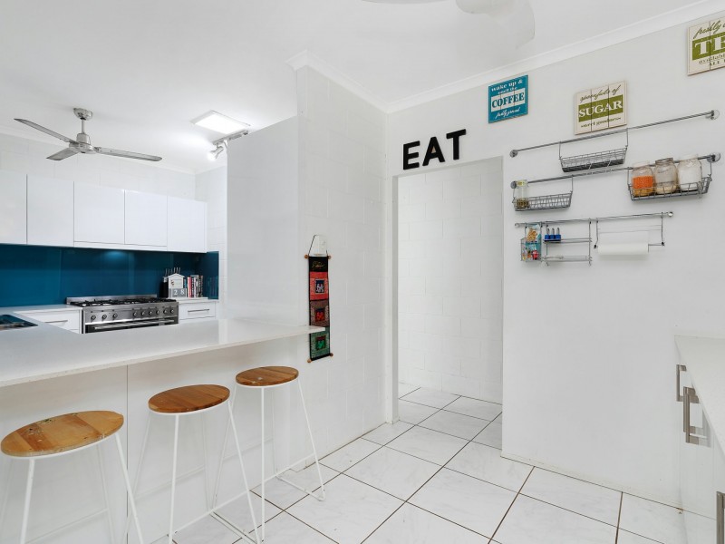 25 Cheviot Street, Smithfield QLD 4878