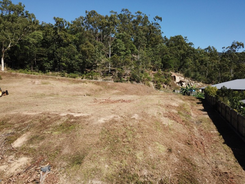 8 Megalong Close, Smithfield QLD 4878