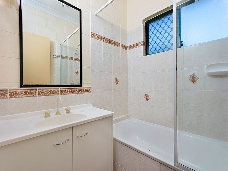 10A Ferngully Street, White Rock QLD 4868