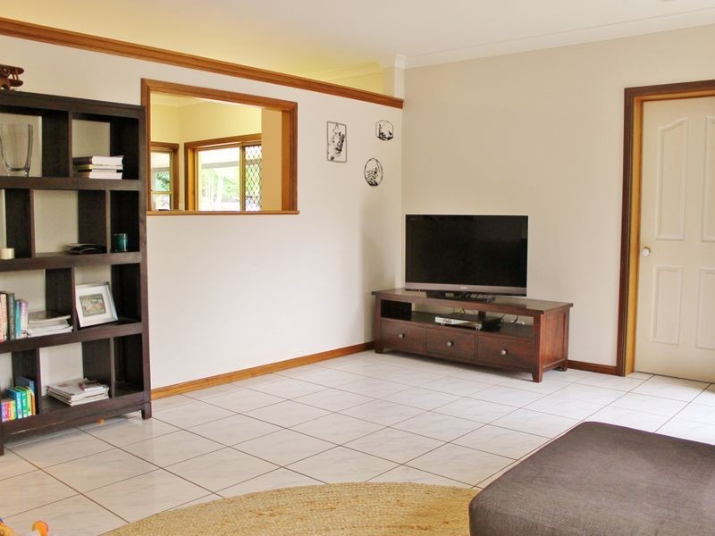 13 Volute Close, Trinity Beach QLD 4879