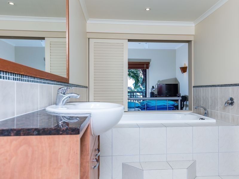 19/5-7 Arlington Esp, Clifton Beach QLD 4879