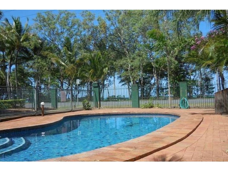 117 Arlington Esp, Clifton Beach QLD 4879