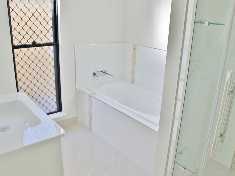47 Brockman Way, Smithfield QLD 4878