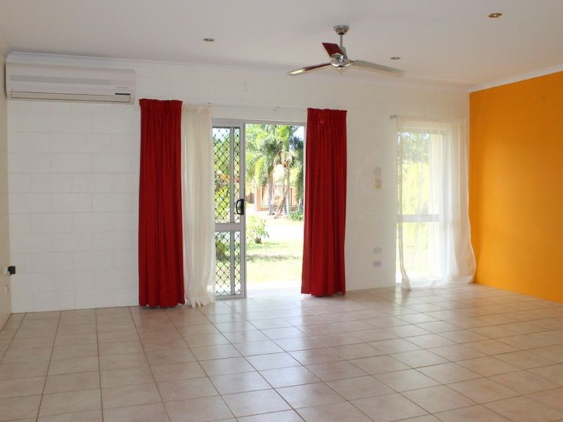 13 Kimberley Street, Trinity Park QLD 4879