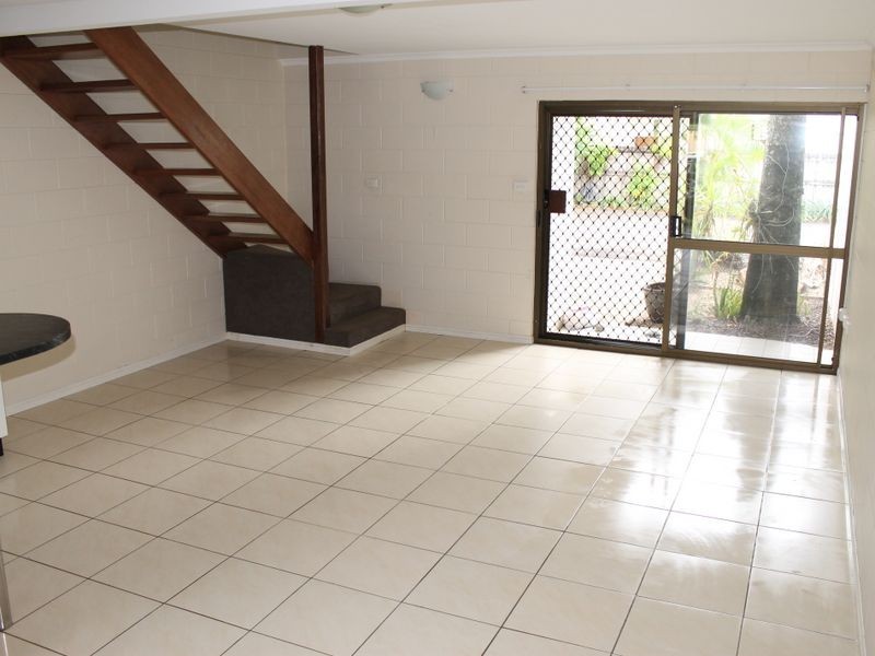 3/493 Varley Street, Yorkeys Knob QLD 4878