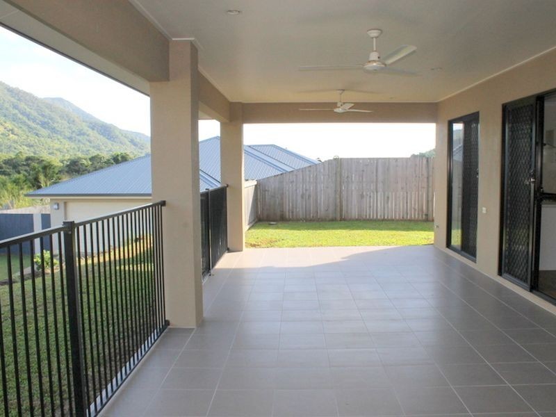 5 Queely Close, Redlynch QLD 4870
