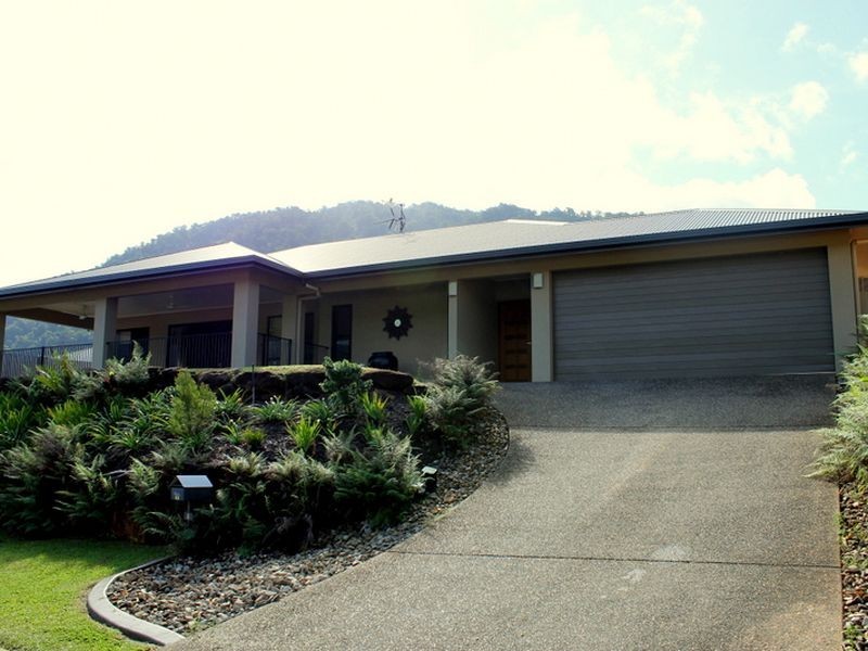 5 Queely Close, Redlynch QLD 4870