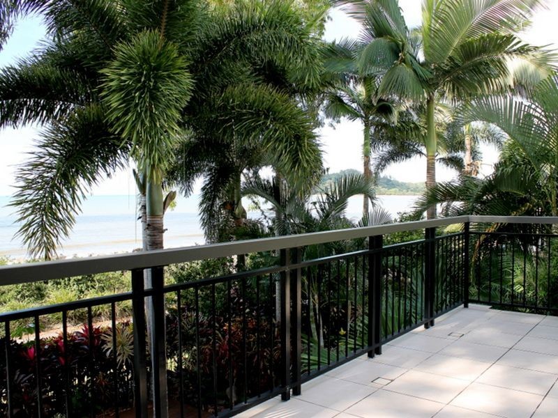 8/5-7 Arlington Esp, Clifton Beach QLD 4879