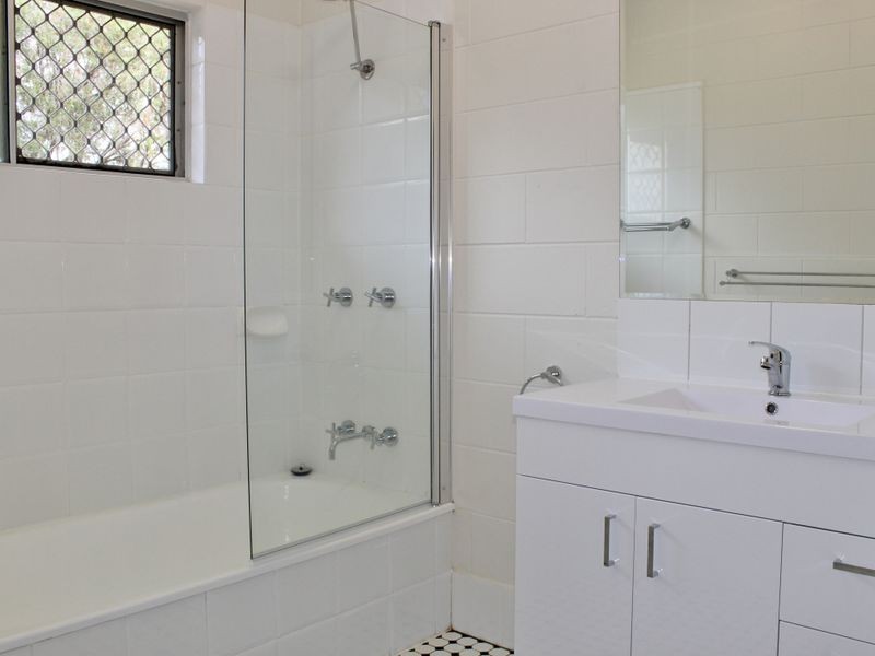 22 Lomond Street, Smithfield QLD 4878