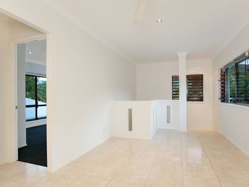 14 Barrier Close, Clifton Beach QLD 4879