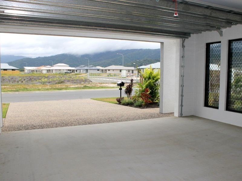 13 The Avenues, Smithfield QLD 4878