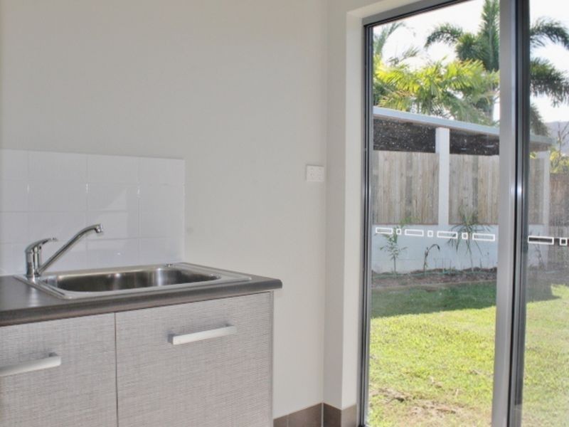 14B Scarborough Close, Kewarra Beach QLD 4879