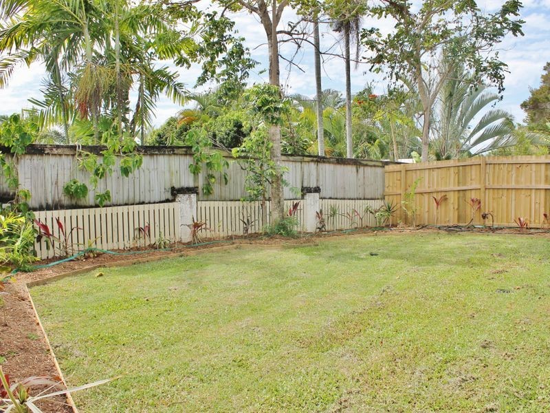 14B Scarborough Close, Kewarra Beach QLD 4879