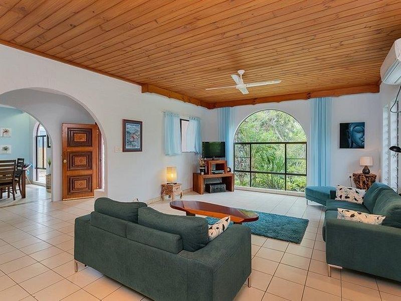 16 Scarborough Close, Kewarra Beach QLD 4879
