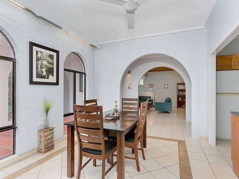 16 Scarborough Close, Kewarra Beach QLD 4879