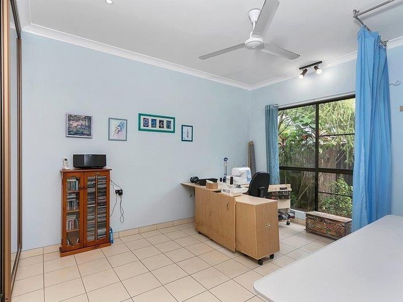 16 Scarborough Close, Kewarra Beach QLD 4879