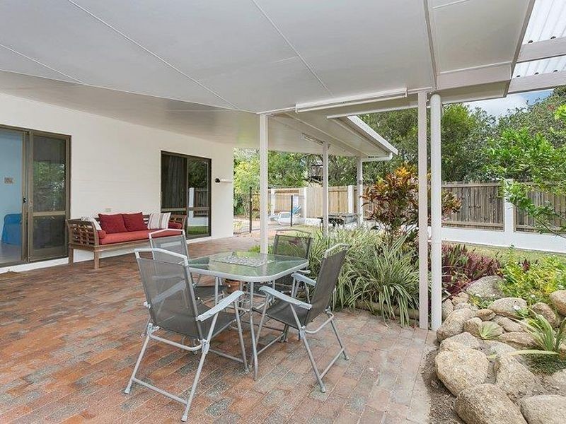 16 Scarborough Close, Kewarra Beach QLD 4879