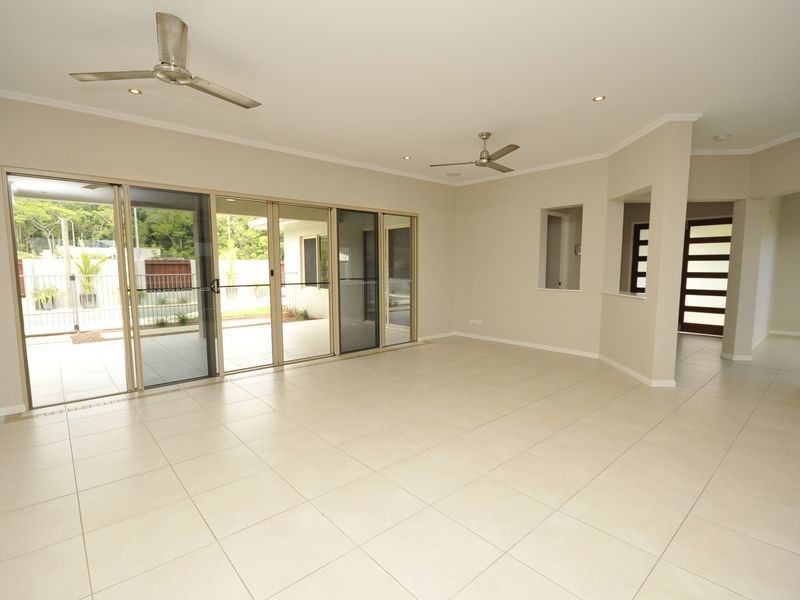 17 GREENVALE CLOSE, Smithfield QLD 4878