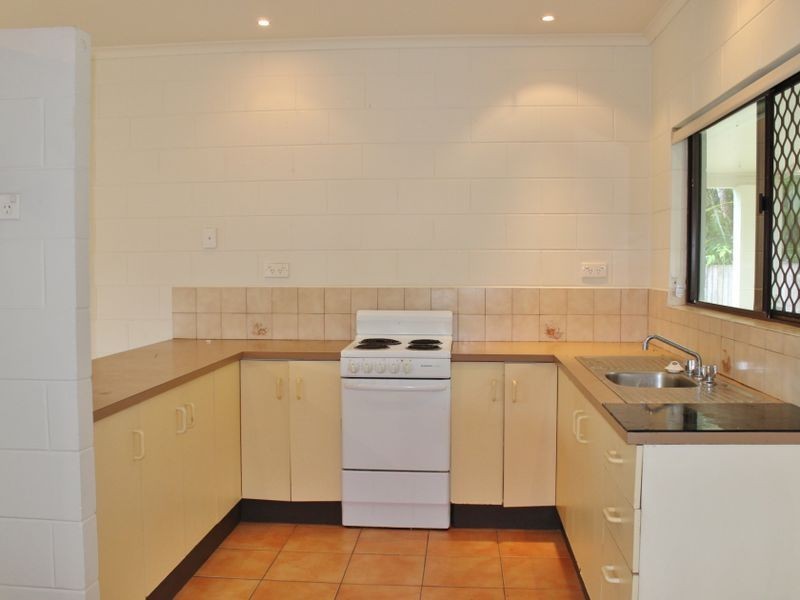 6 Rudder St, Clifton Beach QLD 4879